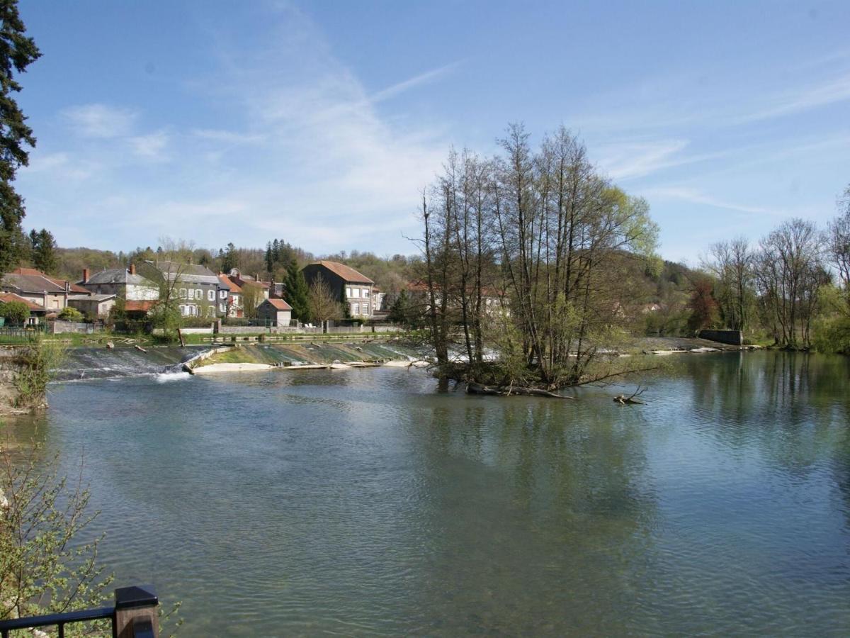 Lovely Holiday Home Near Joset Alain Dun-sur-Meuse Exteriér fotografie